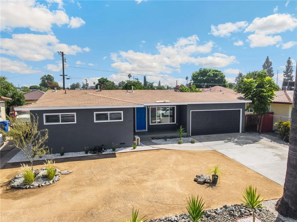 4038 N Orange