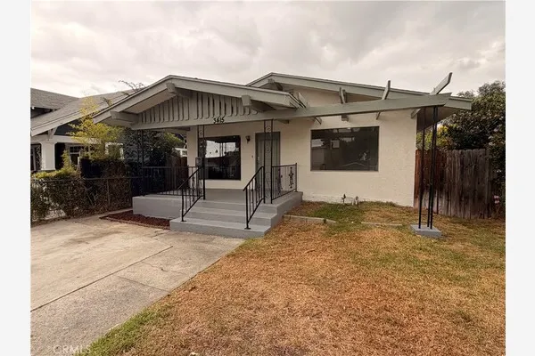 3415 Mont Clair