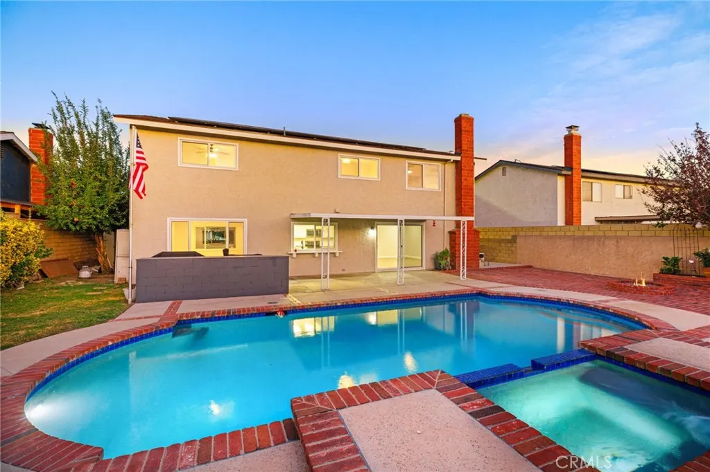 13368 San Marcos Place