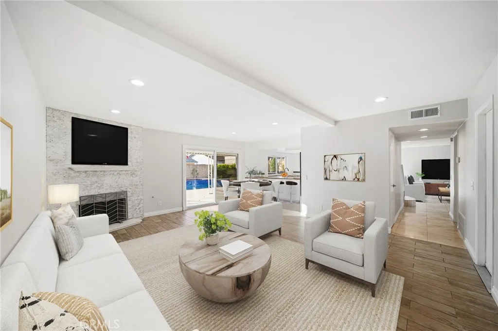 13368 San Marcos Place