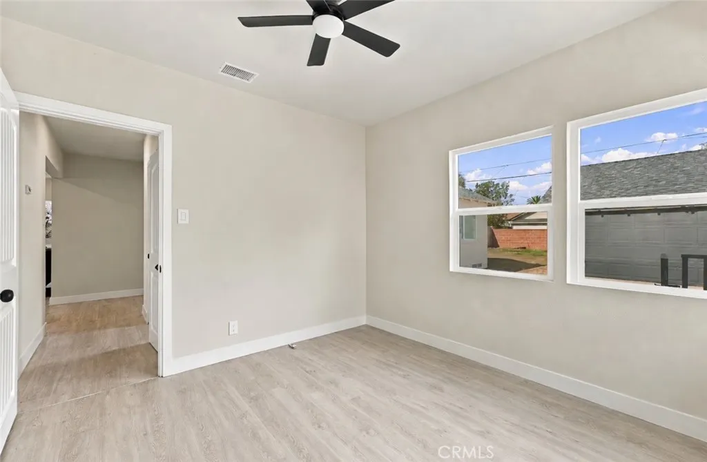 647 E Granada Court