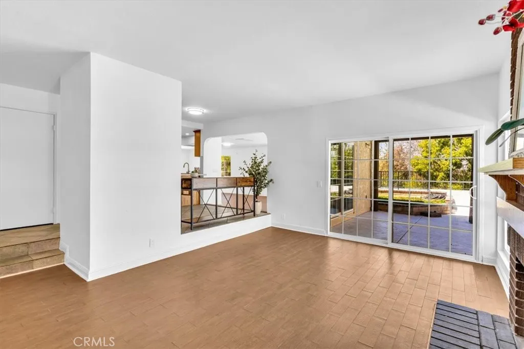 3315 Hawkwood