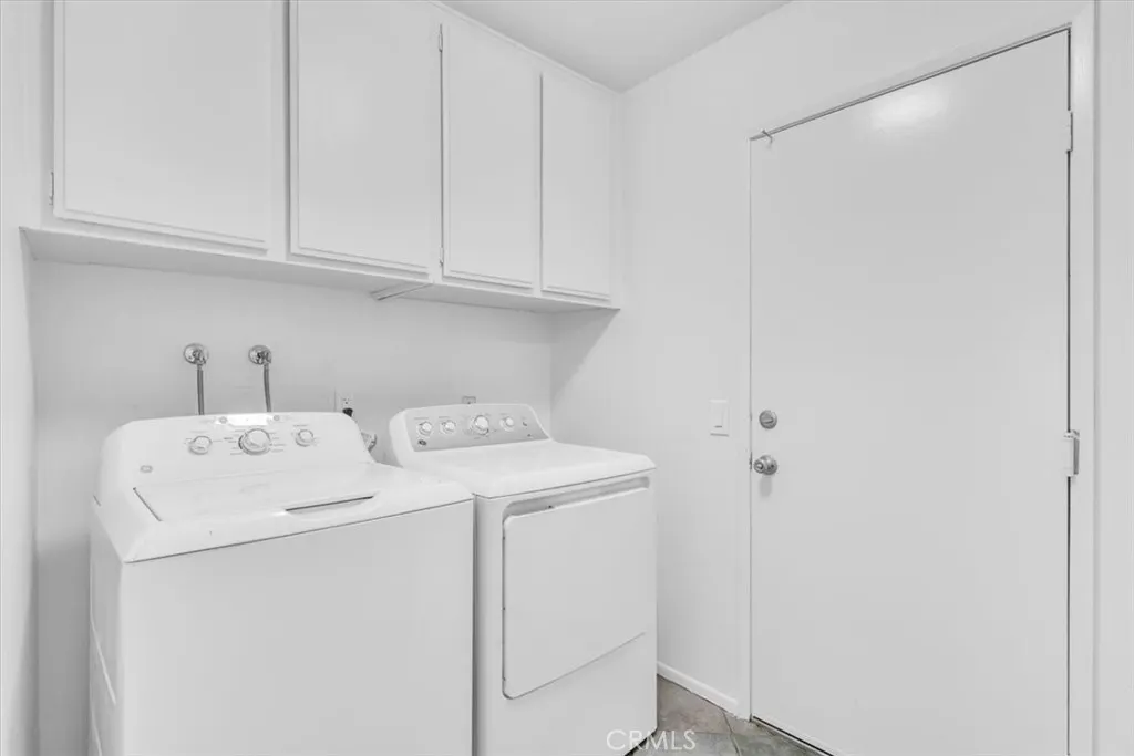 3315 Hawkwood