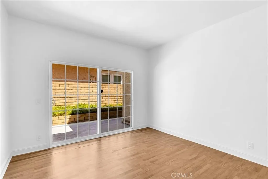 3315 Hawkwood