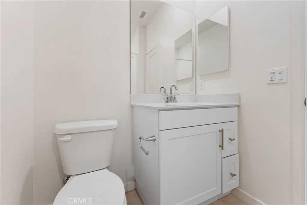 3520 E Peckham Paseo