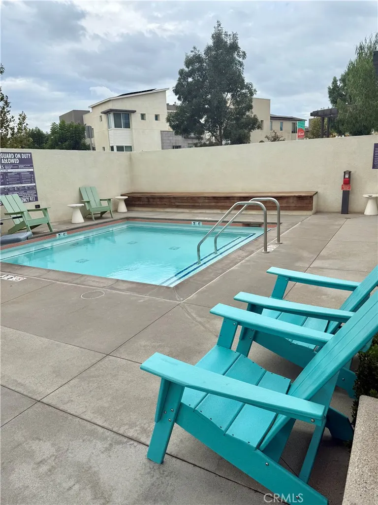 3520 E Peckham Paseo