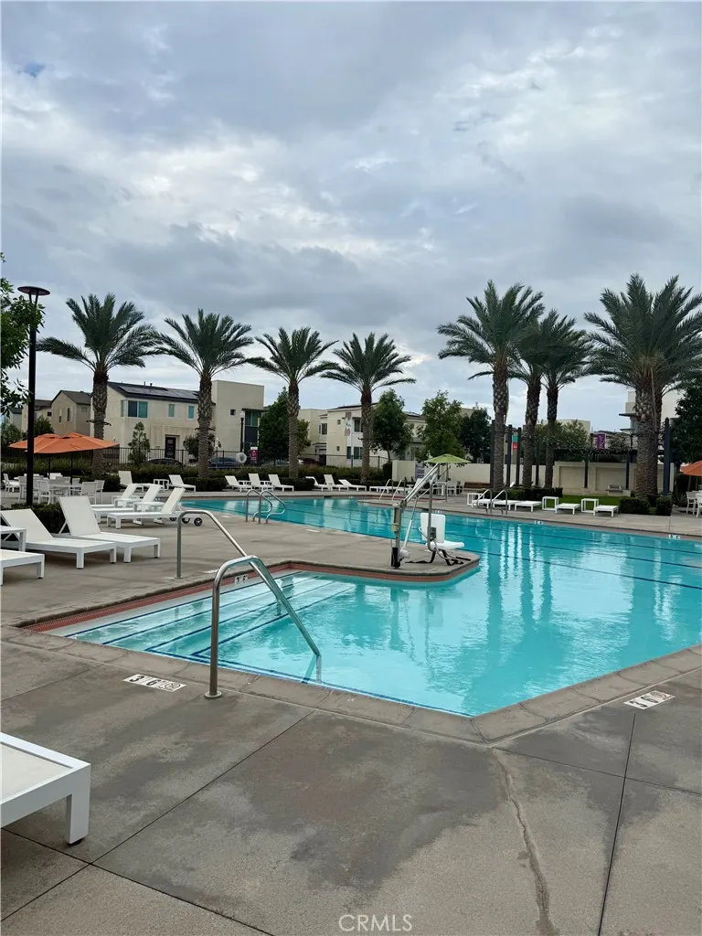 3520 E Peckham Paseo