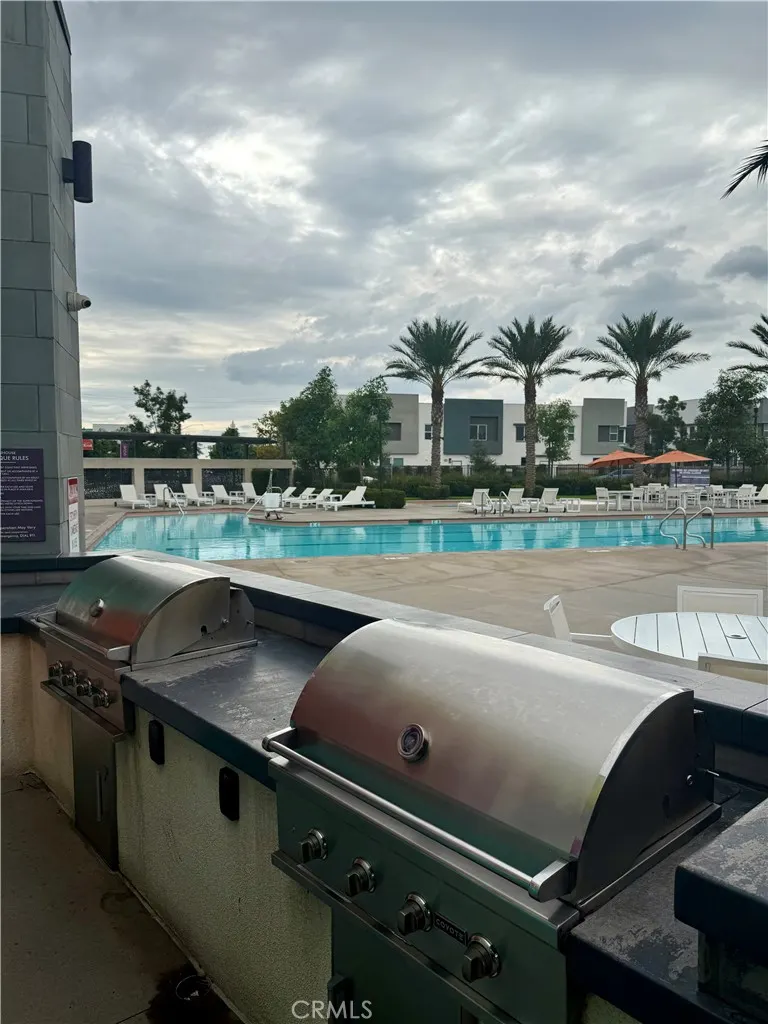 3520 E Peckham Paseo