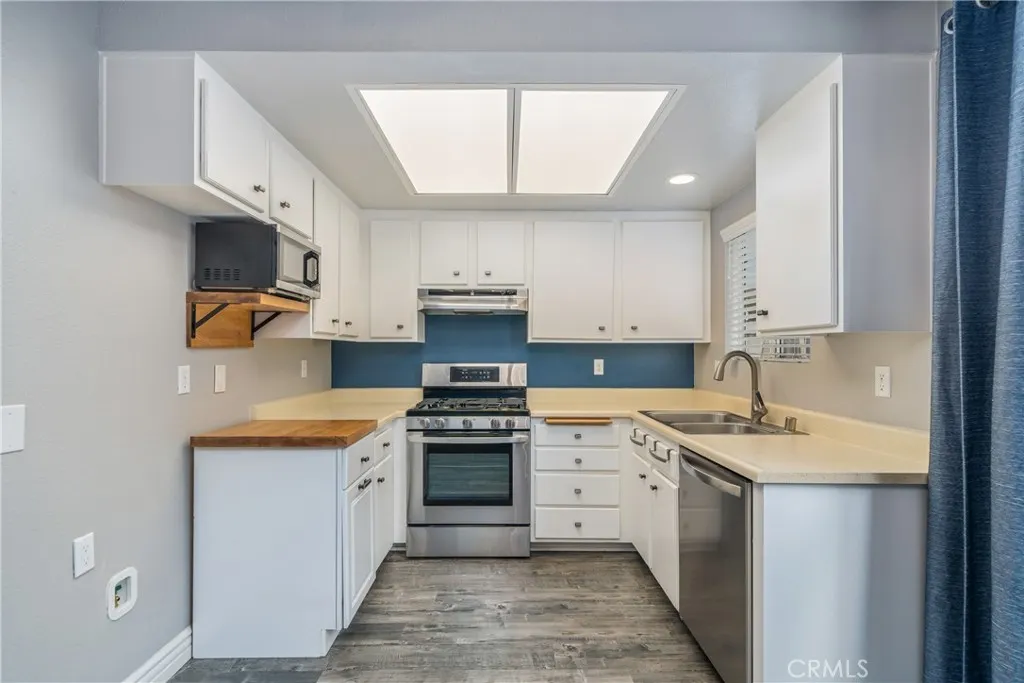 176 Whitney, #2