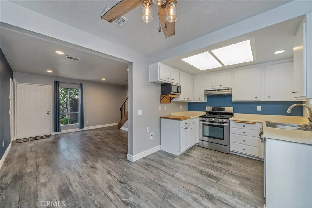 176 Whitney, #2