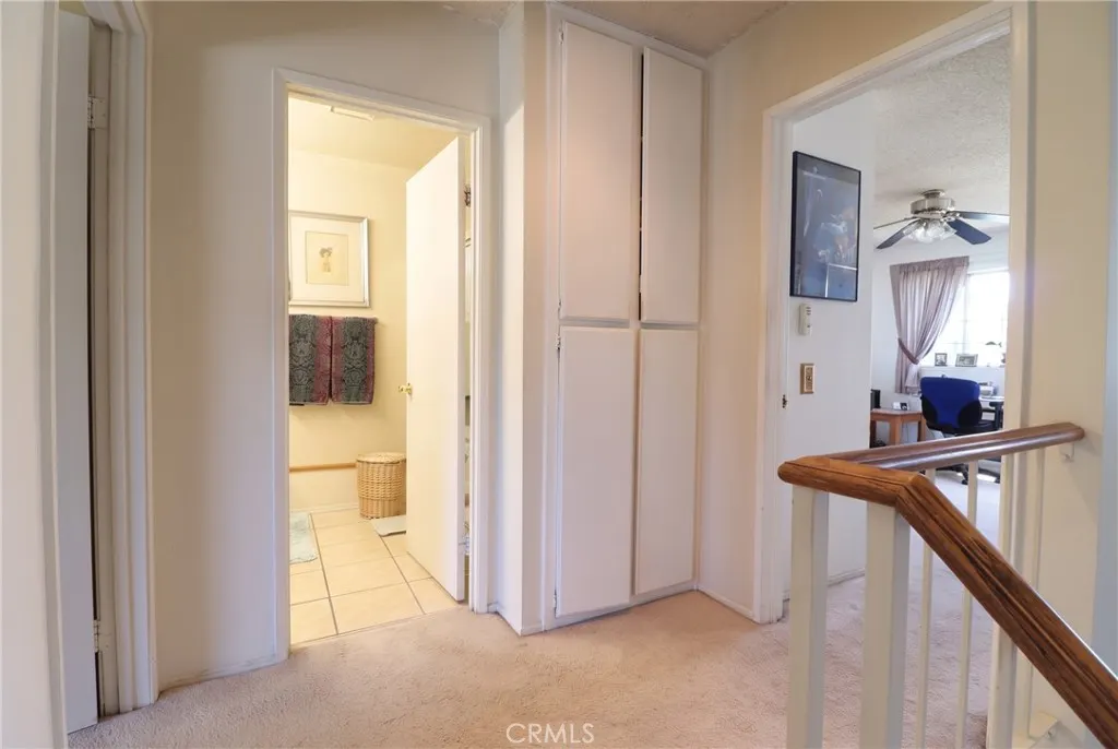 126 N Glendora