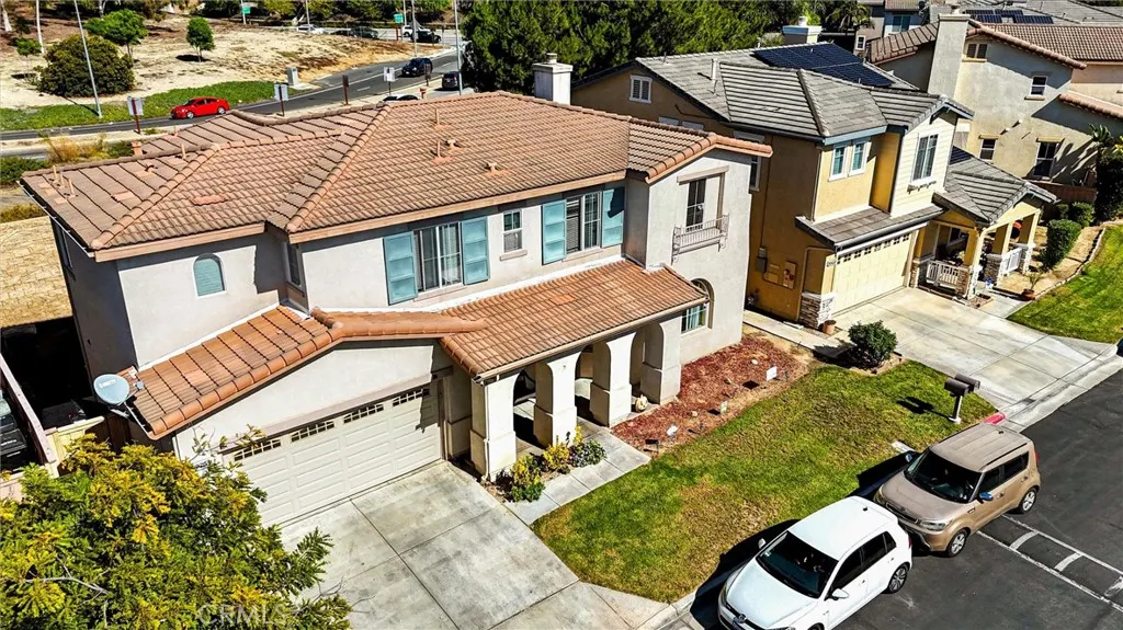 3295 E Springcreek