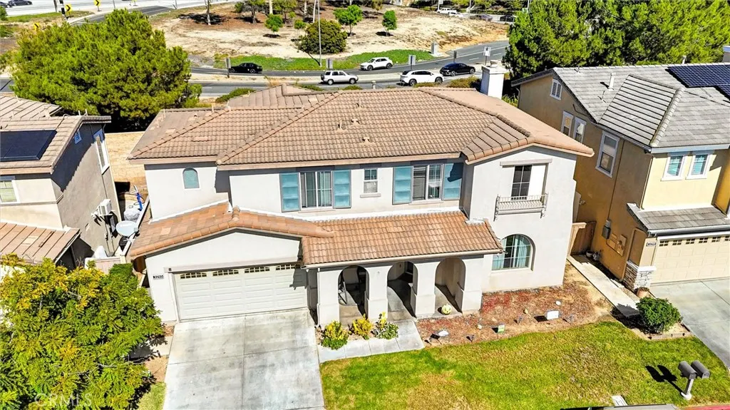 3295 E Springcreek