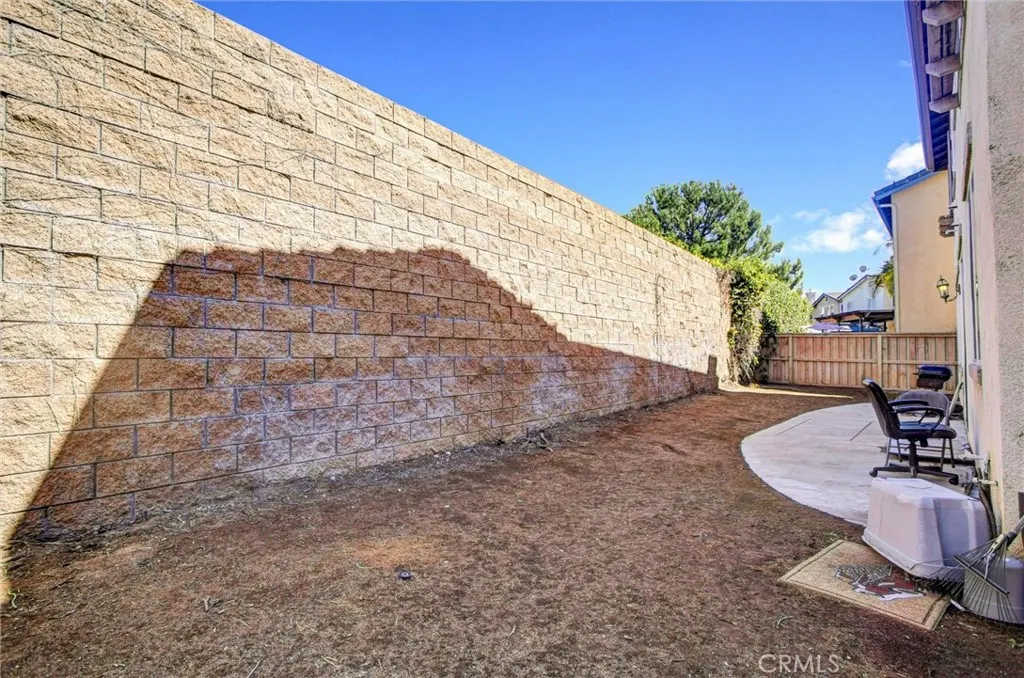 3295 E Springcreek