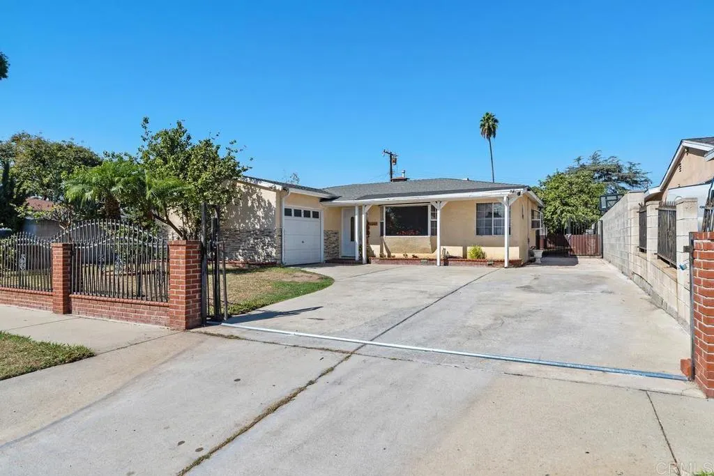 1141 Melham Ave.