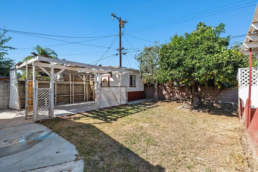 1141 Melham Ave.