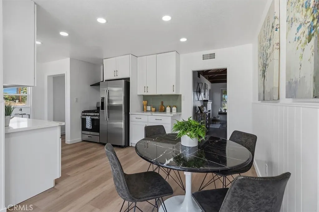 4510 Walnut