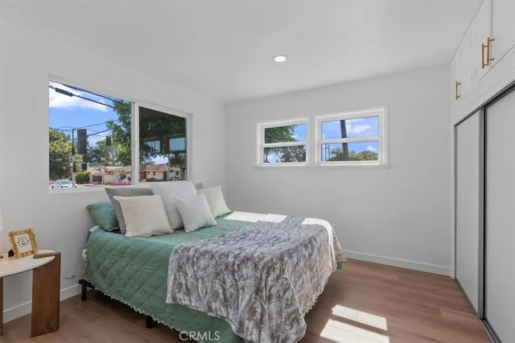 4510 Walnut