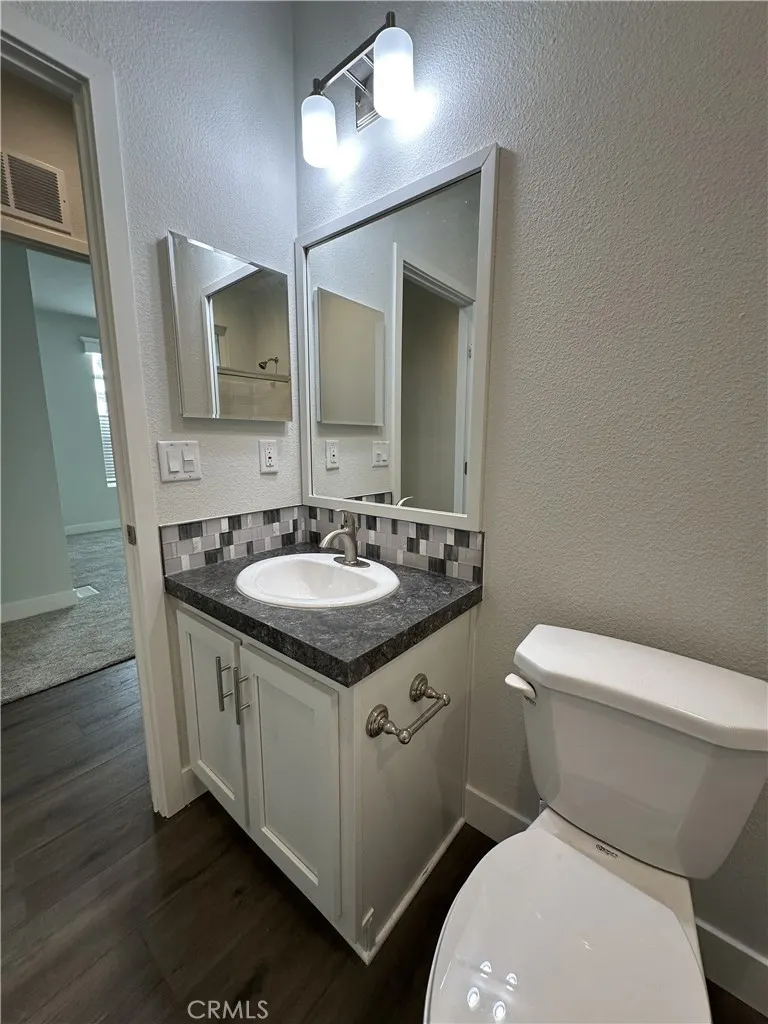 4095 Fruit Street, #607