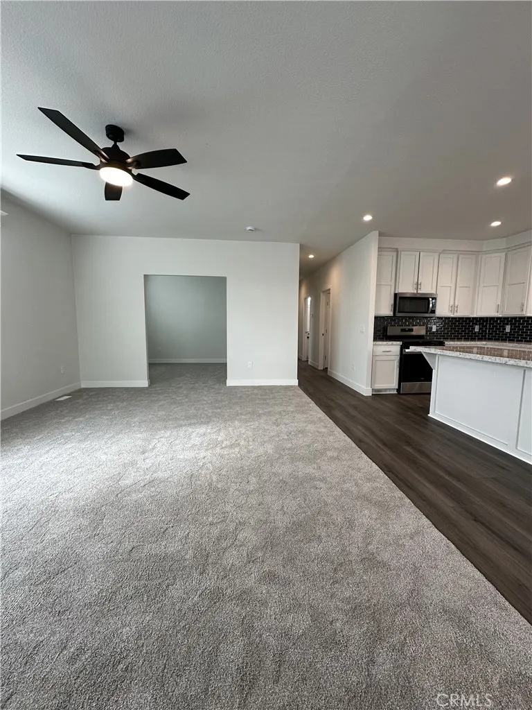 4095 Fruit Street, #607