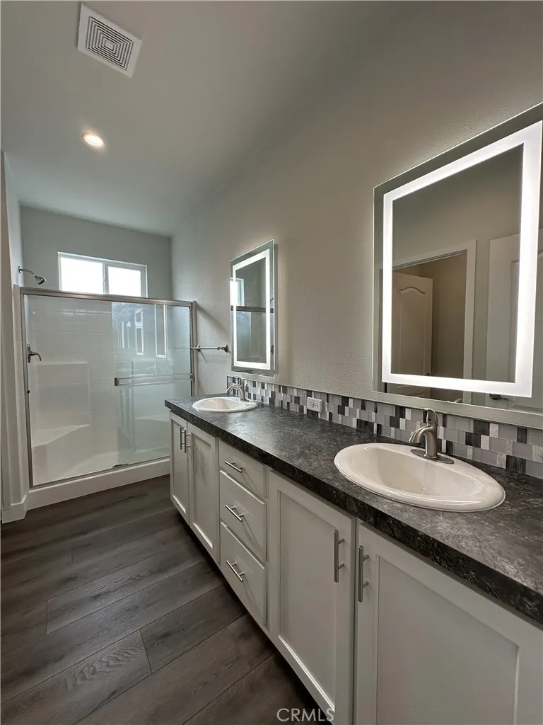 4095 Fruit Street, #607