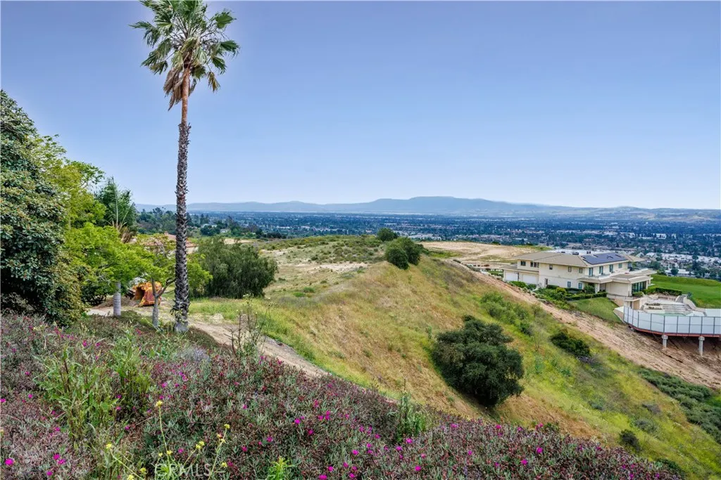350 Roughrider Road