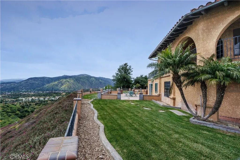 350 Roughrider Road