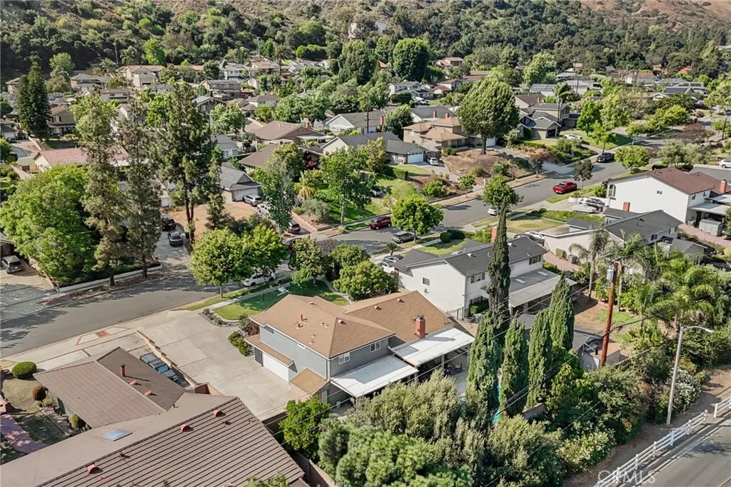 1752 Grasscreek Drive