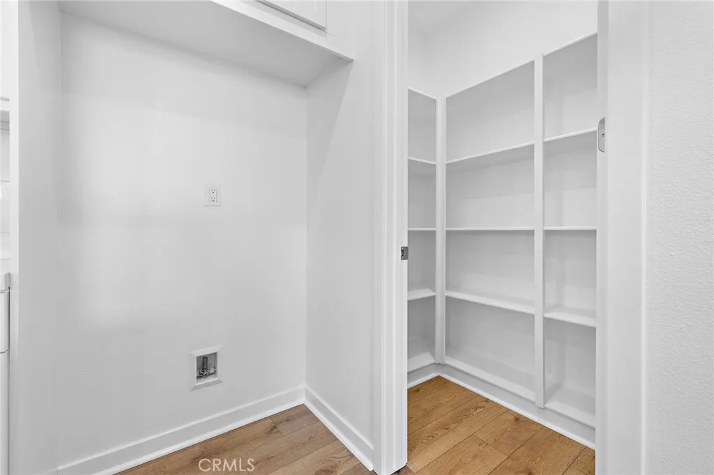 944 N Divino Privado, #57