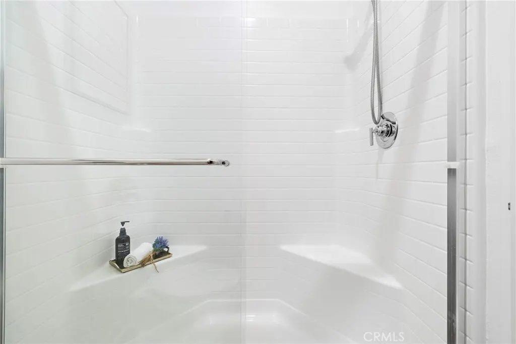 944 N Divino Privado, #57