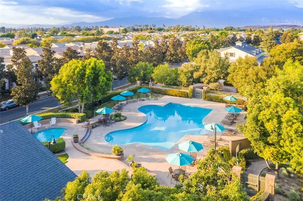 3939 E. KENYON PASEO