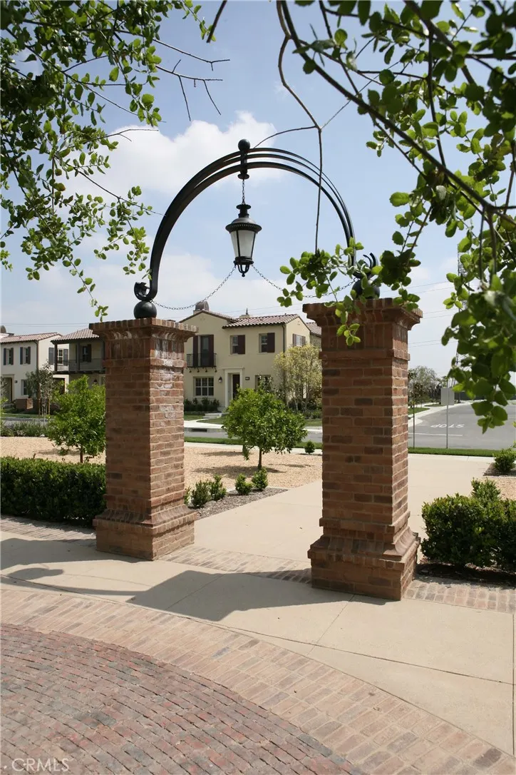 3939 E. KENYON PASEO