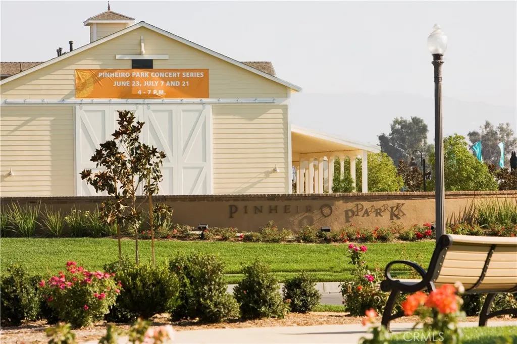 3931 E. KENYON PASEO