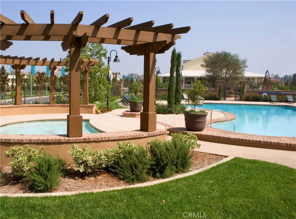 3931 E. KENYON PASEO