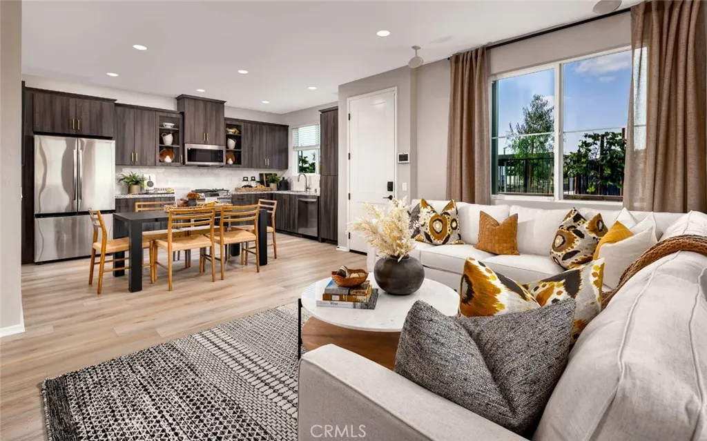 4152 S S. LIMECREST PASEO, #27