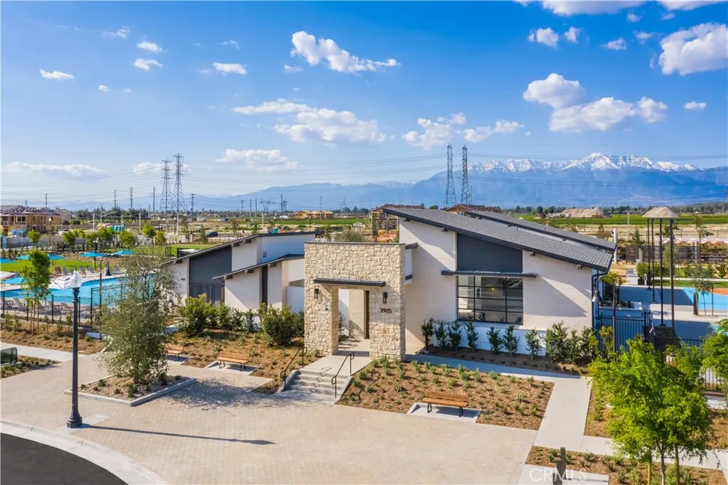 4152 S S. LIMECREST PASEO, #27