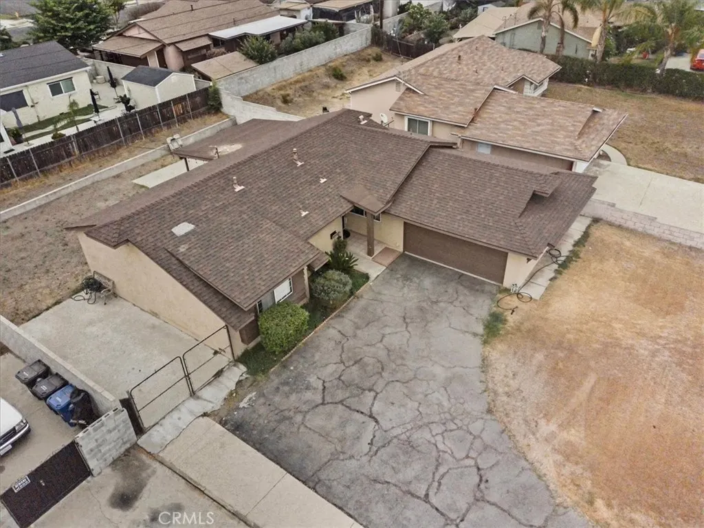 1512 W 6th Street