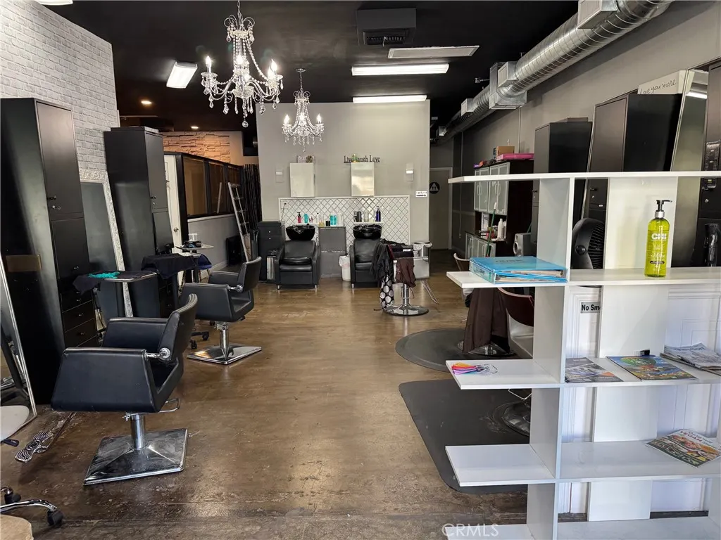 250 S. Glendora Ave.