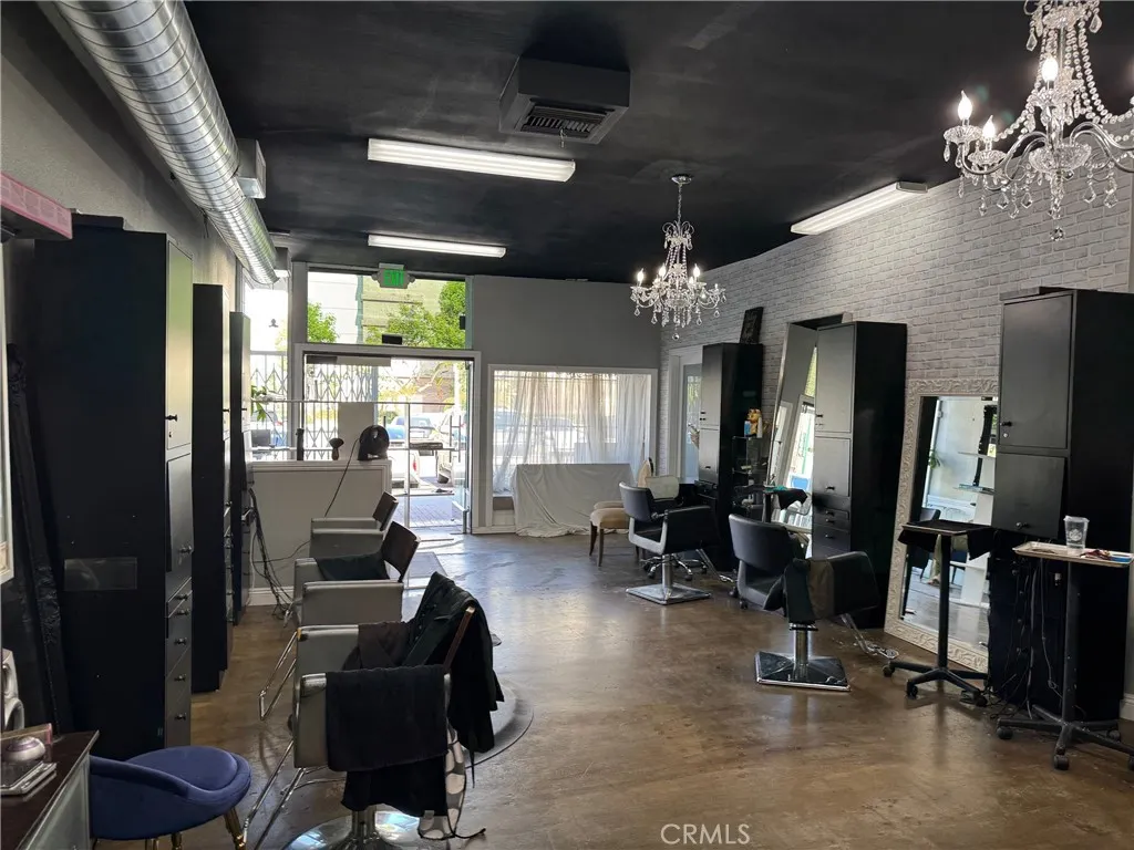 250 S. Glendora Ave.