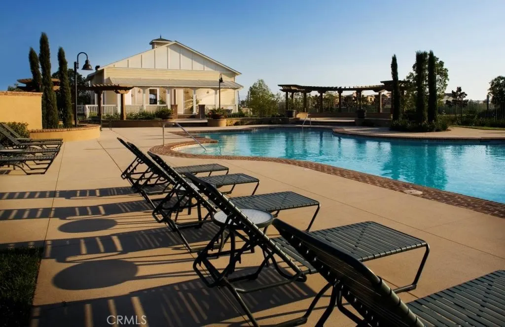3929 E. KENYON PASEO