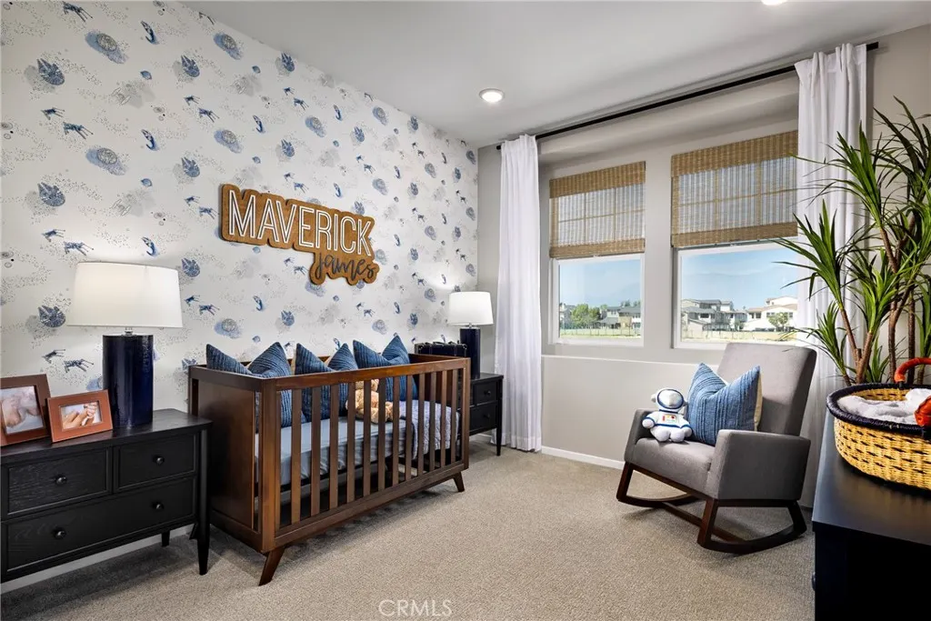 3929 E. KENYON PASEO