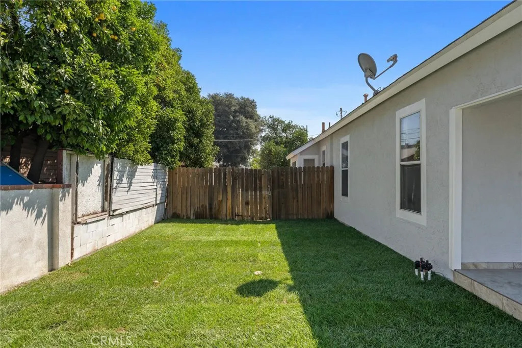 132 N Monterey Avenue