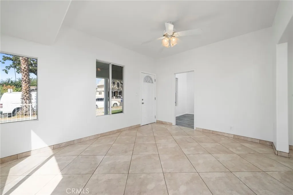 132 N Monterey Avenue