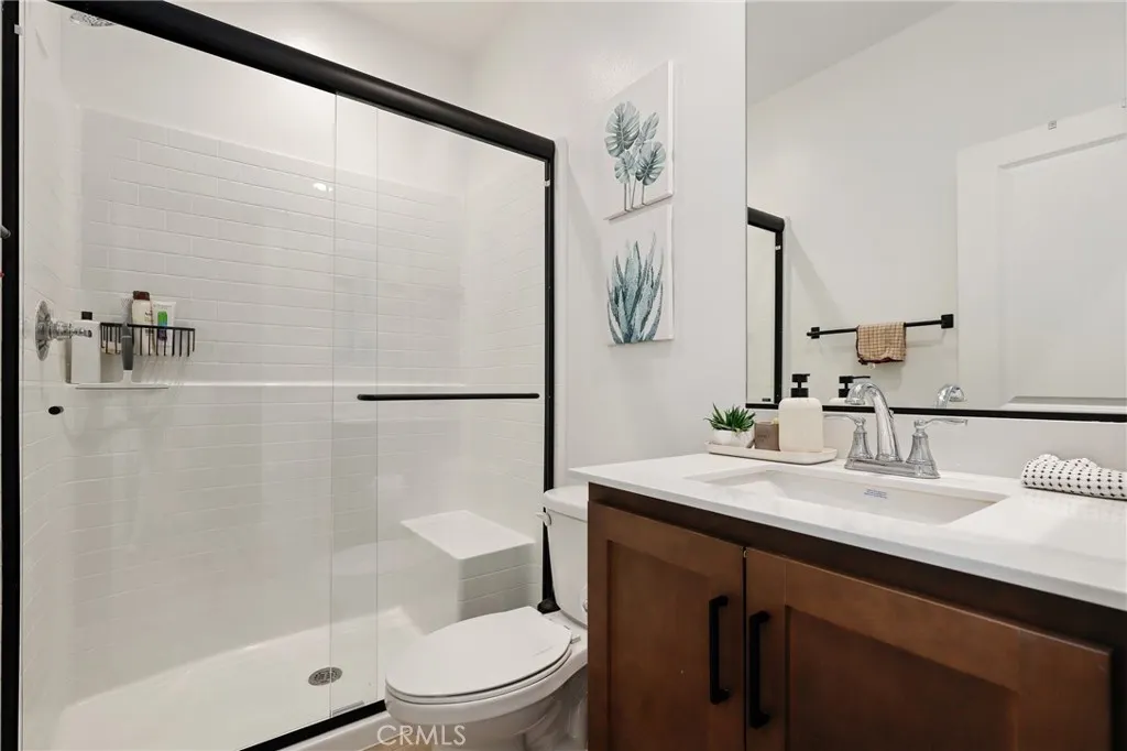 2983 2983 E Halton Paseo