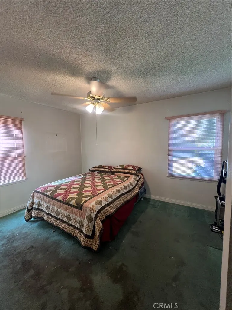 1319 W Eckerman Avenue