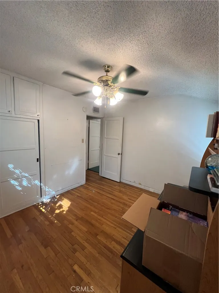 1319 W Eckerman Avenue