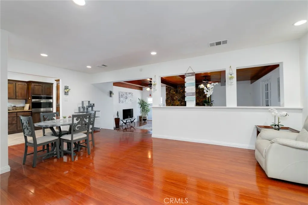 235 S Azusa
