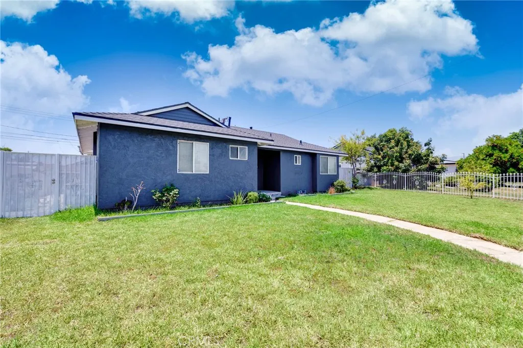 235 S Azusa