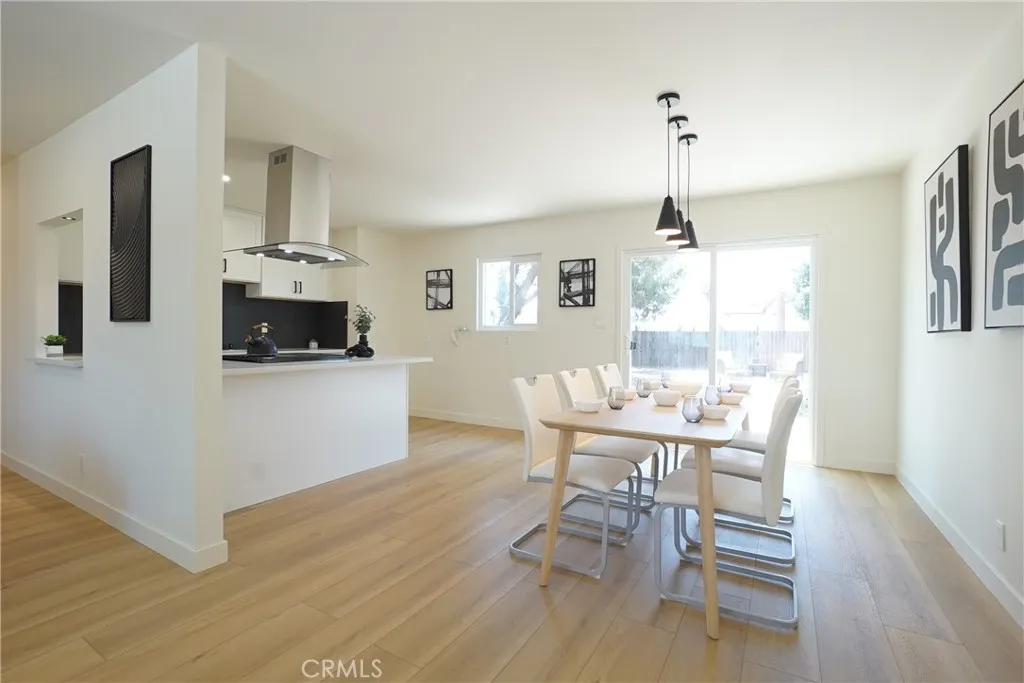 1152 W Tudor Street