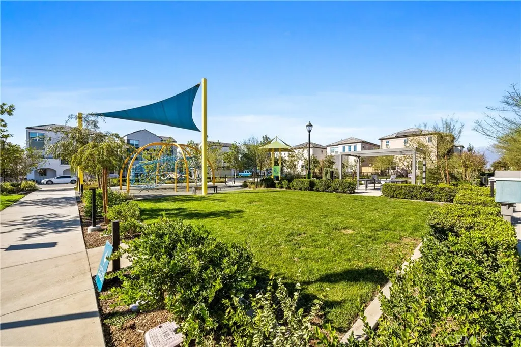 4433 S Grant Paseo